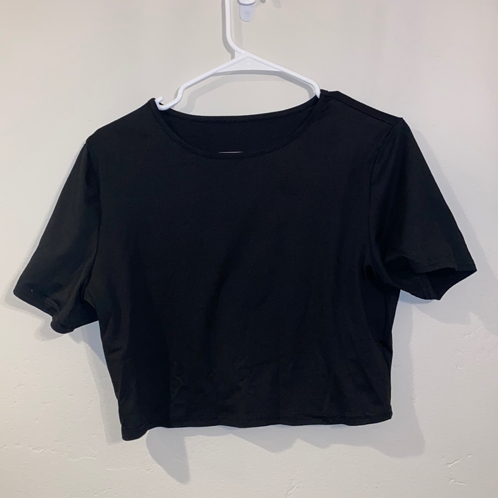 NWOT Black Crop Top